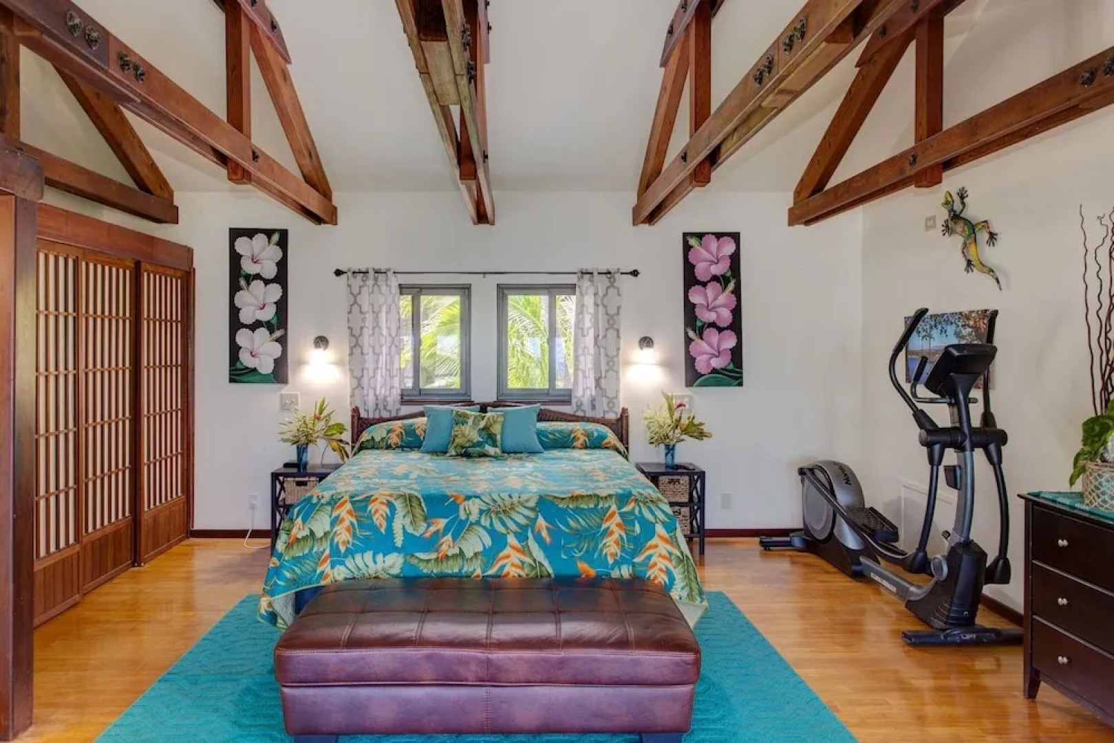 Black Sand Beach House 2 Bedroom Home