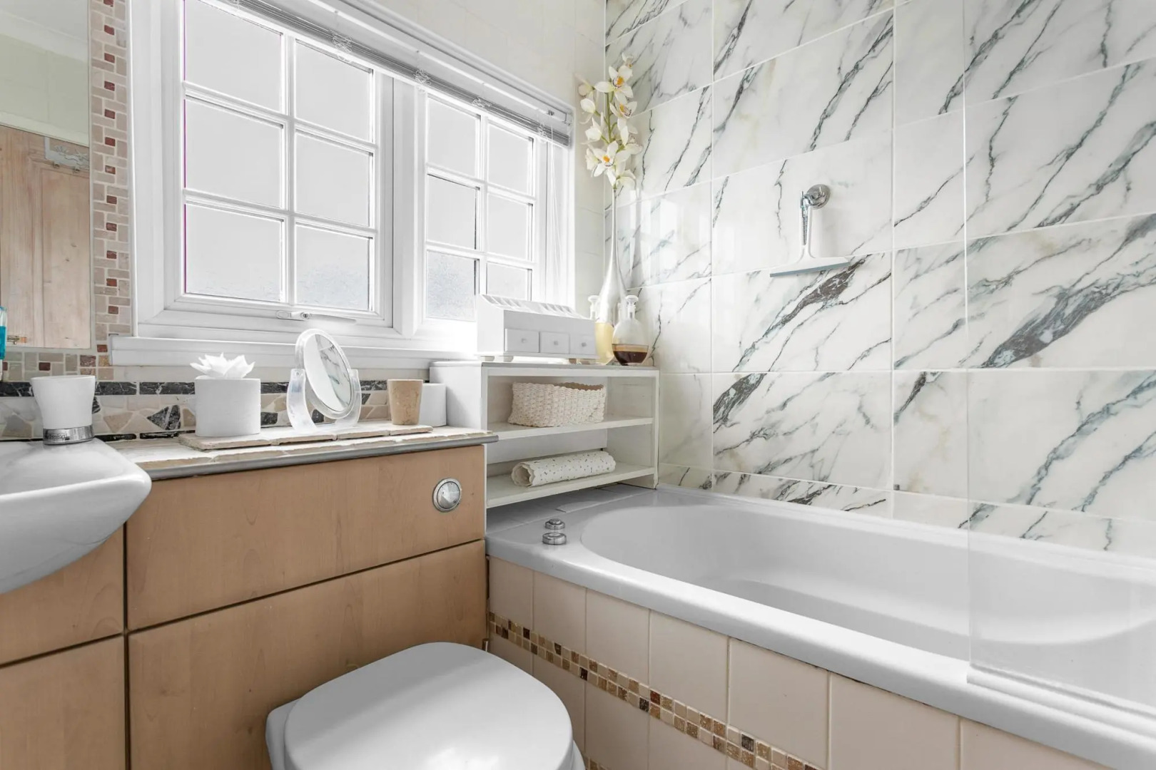 Beach Cottage - Nautical-themed Cottage in Central Totnes