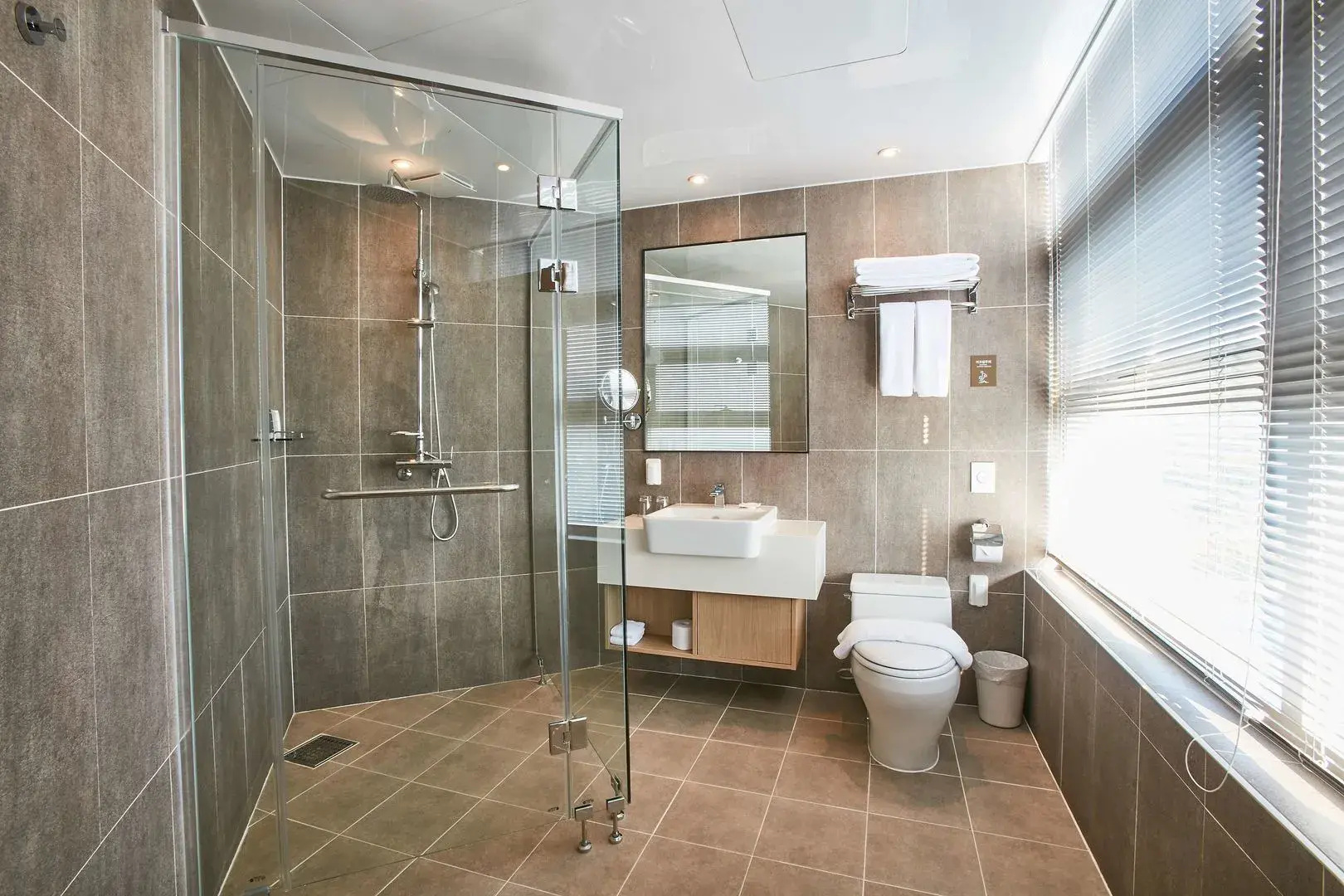 Best Western Plus Island Castle Hotel
