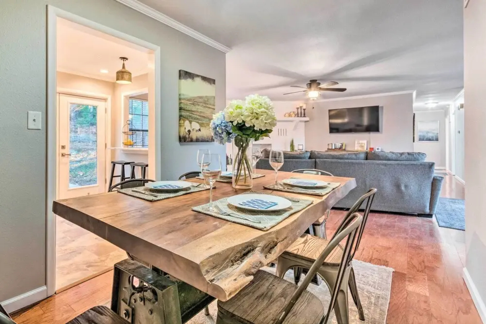 Lake Views, Boat Dock, Patio, Game Room, Fire Pit!