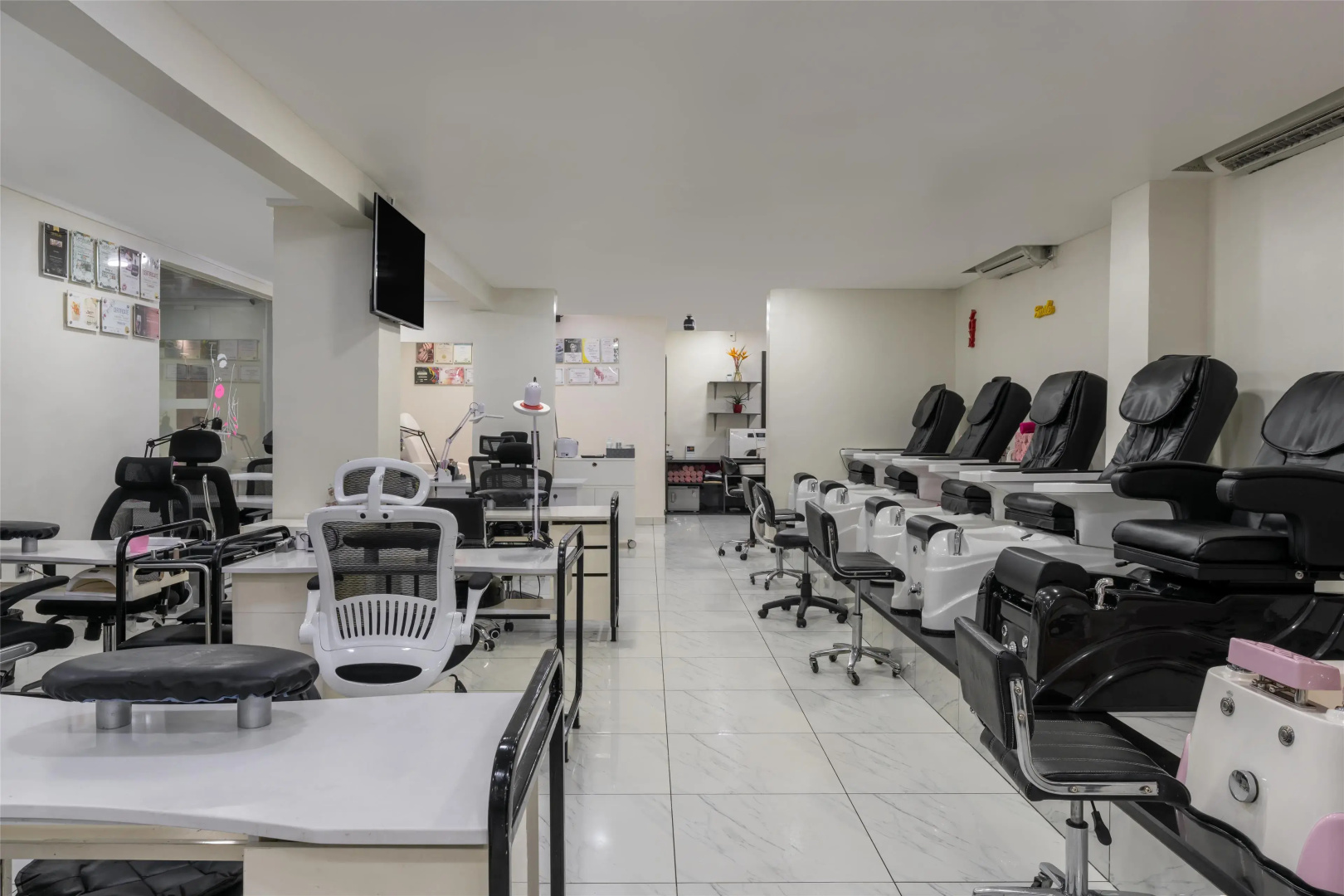 Radisson Blu Anchorage Hotel, Lagos, V.I.