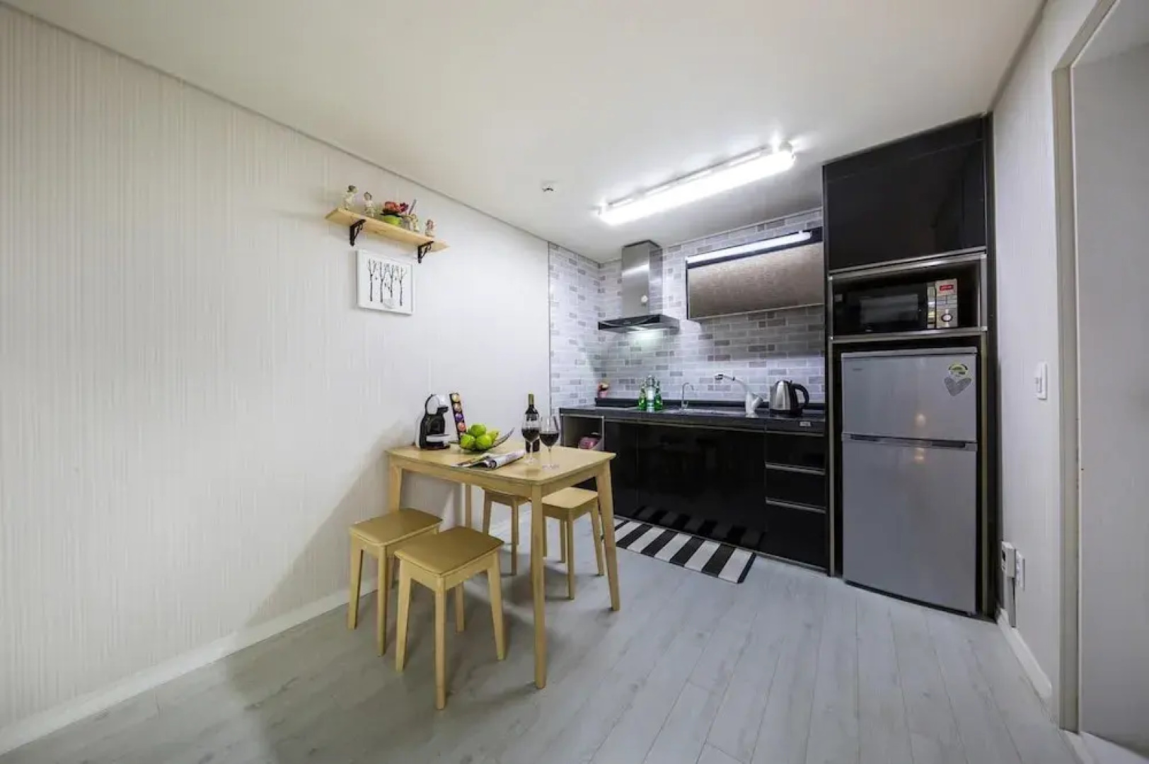 Tongyoung S468 Poolvilla