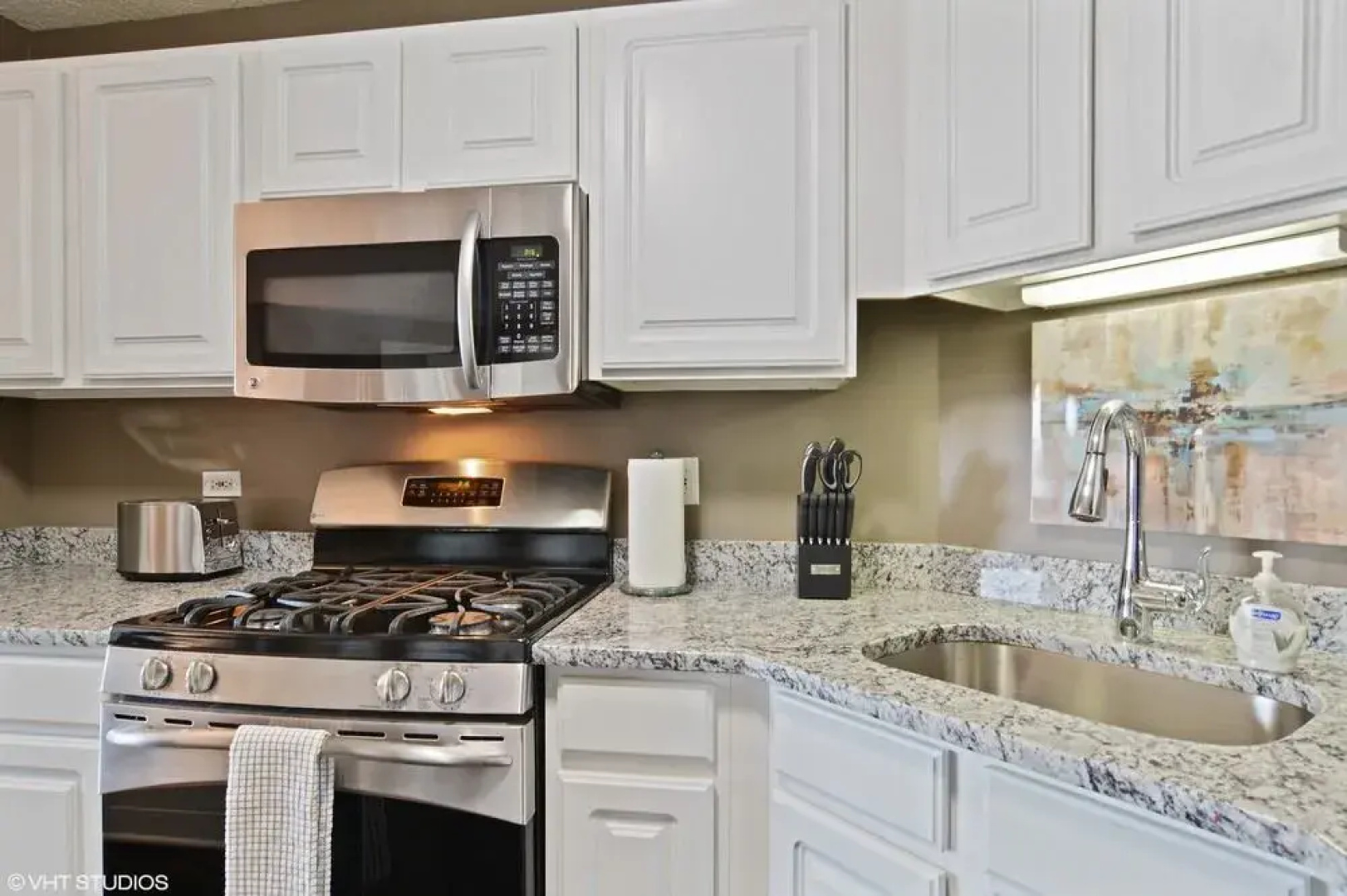 Premier Luxury Suites