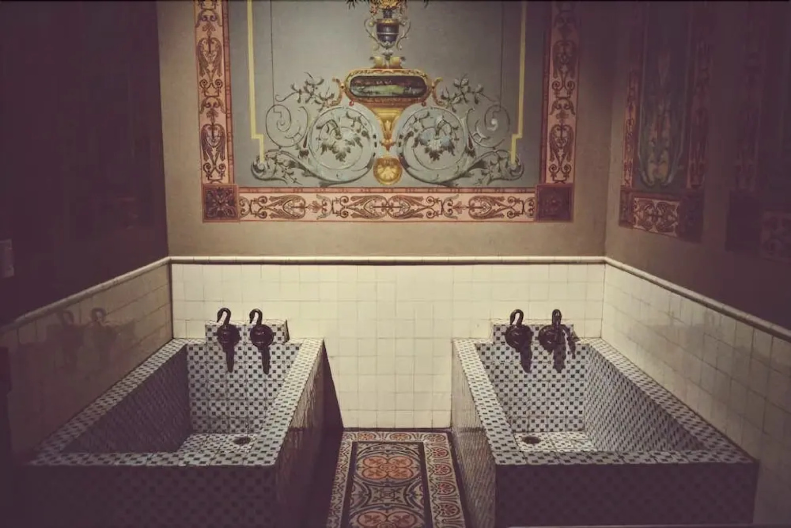 Leonora Hostal - Hostel