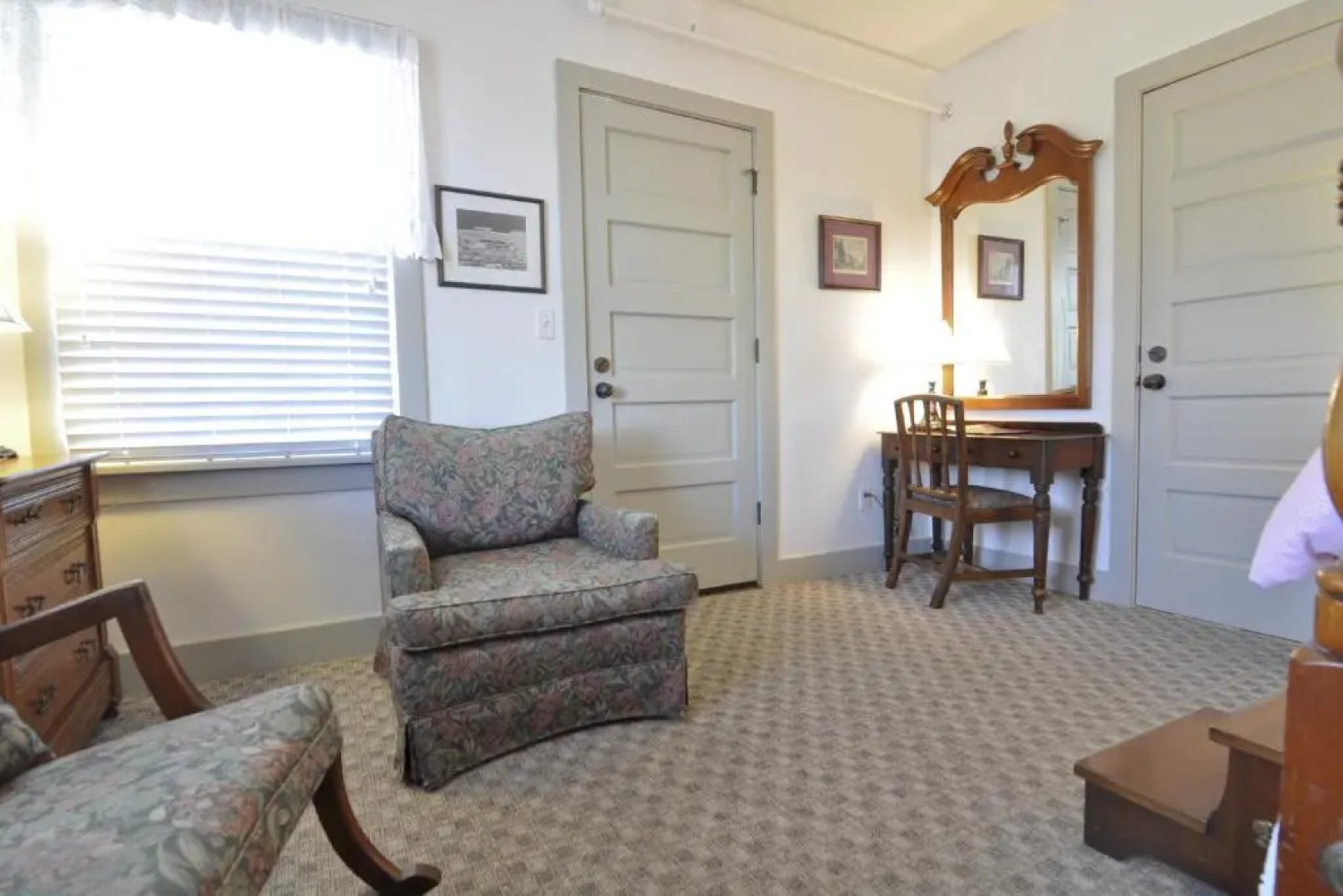 The First Colony Inn