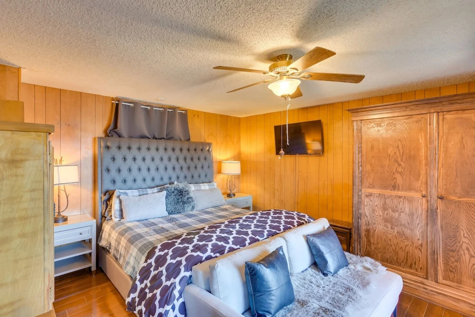 A-frame Home w/ 3 Decks & Lake Arrowhead Views!