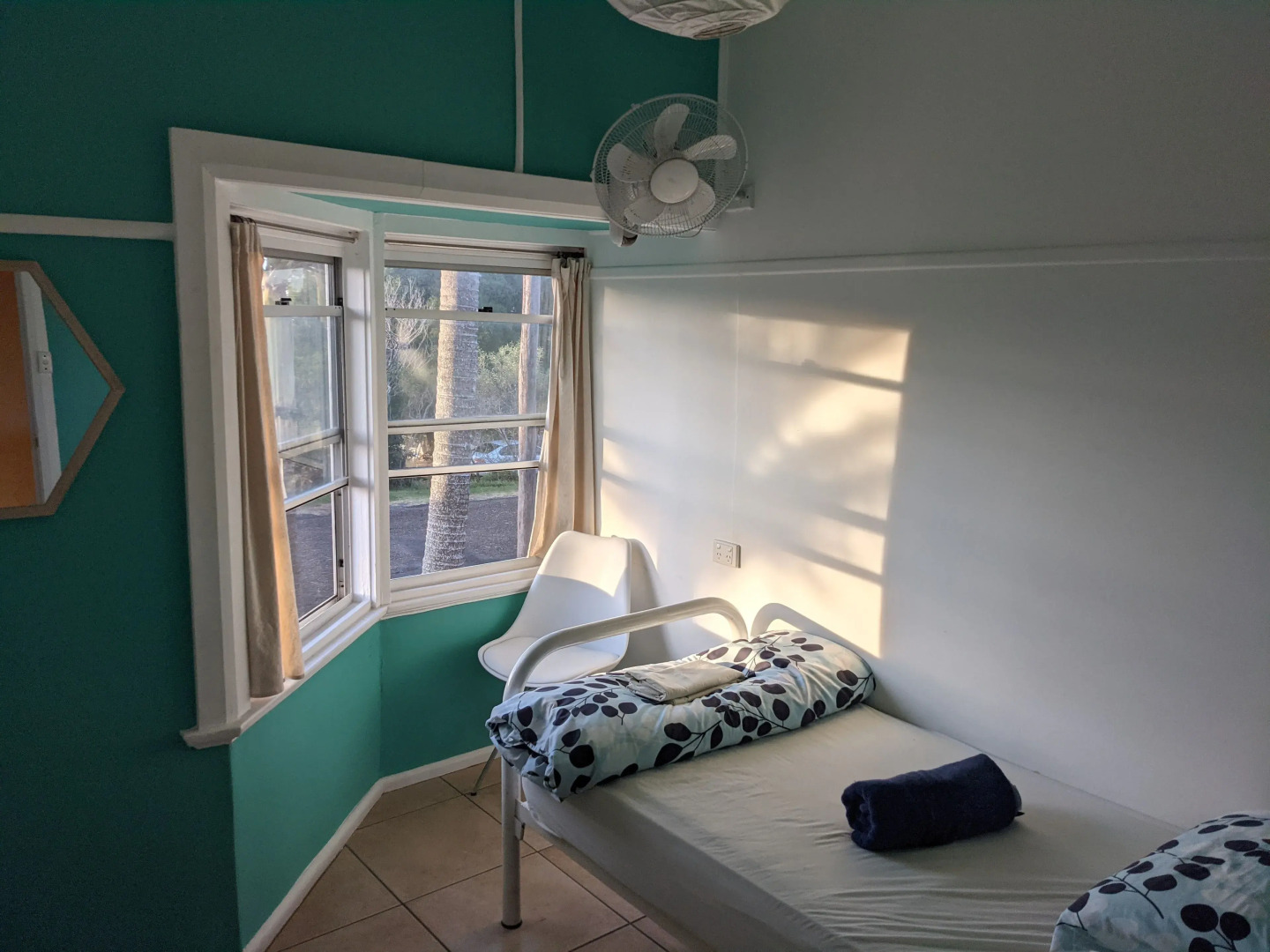 Ozzie Pozzie Backpackers