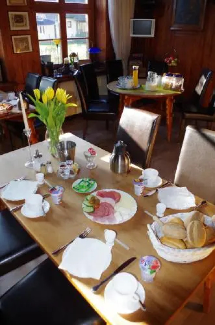 Pension & Restaurant "Alte Schule"