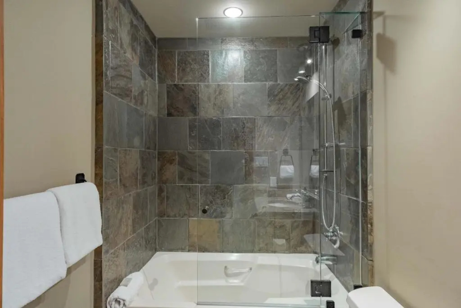 Westwind Properties at Wildwood Lodge