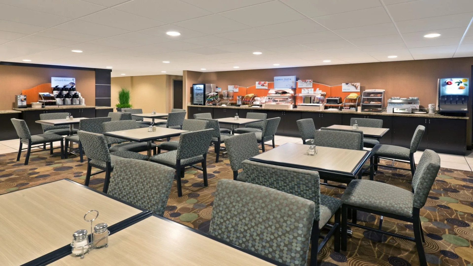 Holiday Inn Express Hotel & Suites Colby by IHG