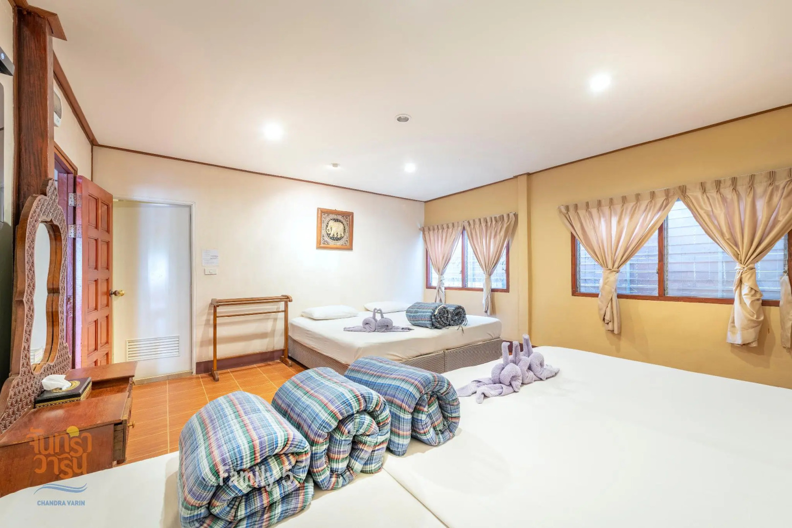 Chandra Varin Hometel