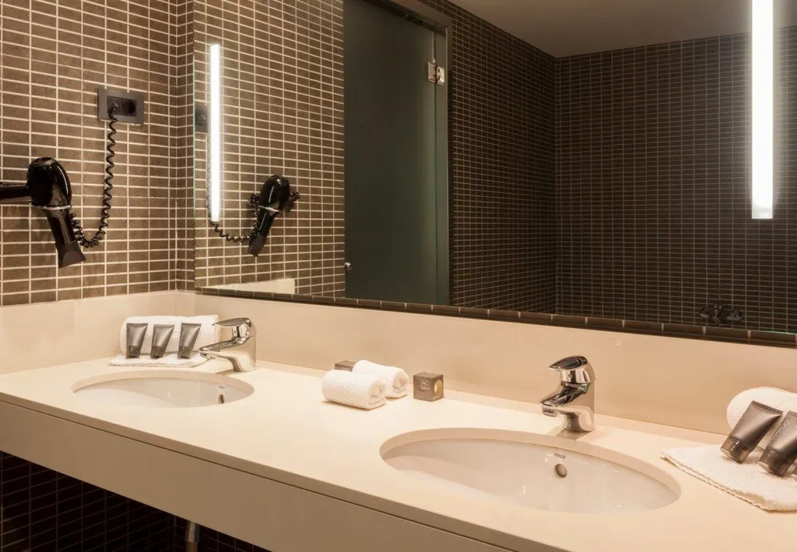 Отель AC Gavà Mar Airport by Marriott