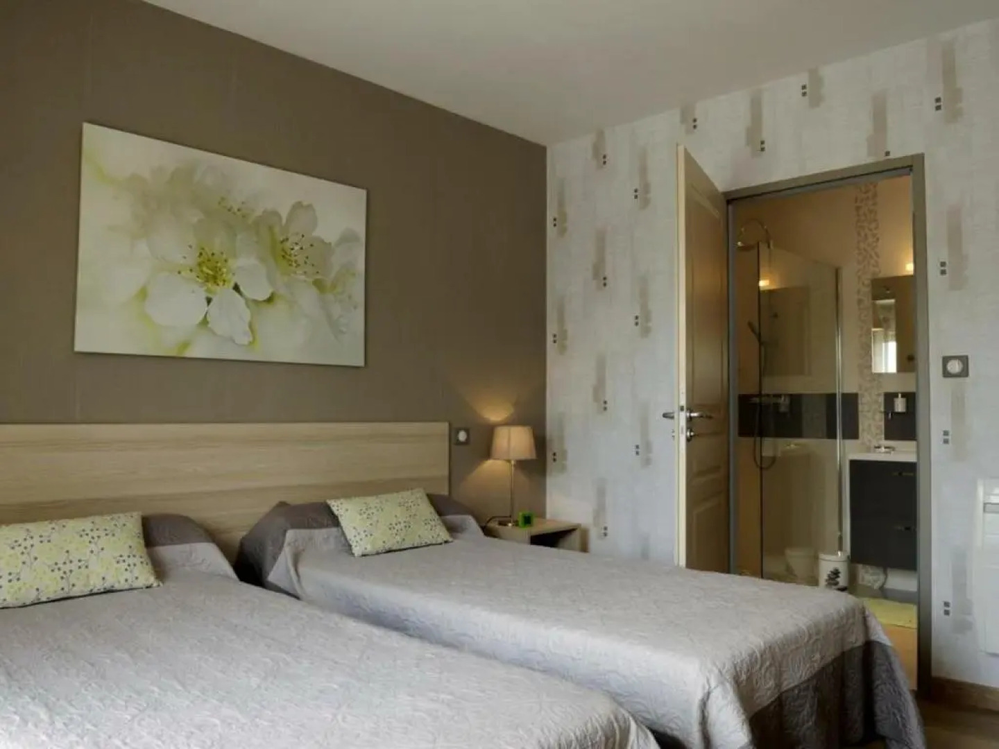 Gîte Creney-prés-Troyes, 3 pièces, 4 personnes - FR-1-543-166