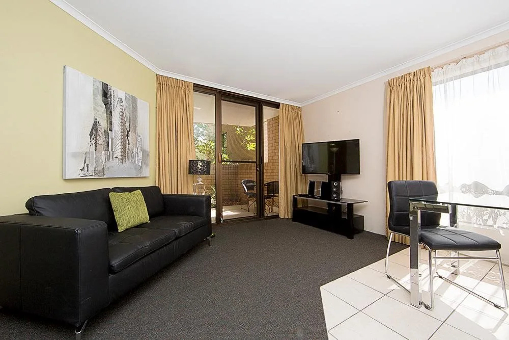 Kingston Court Apartments