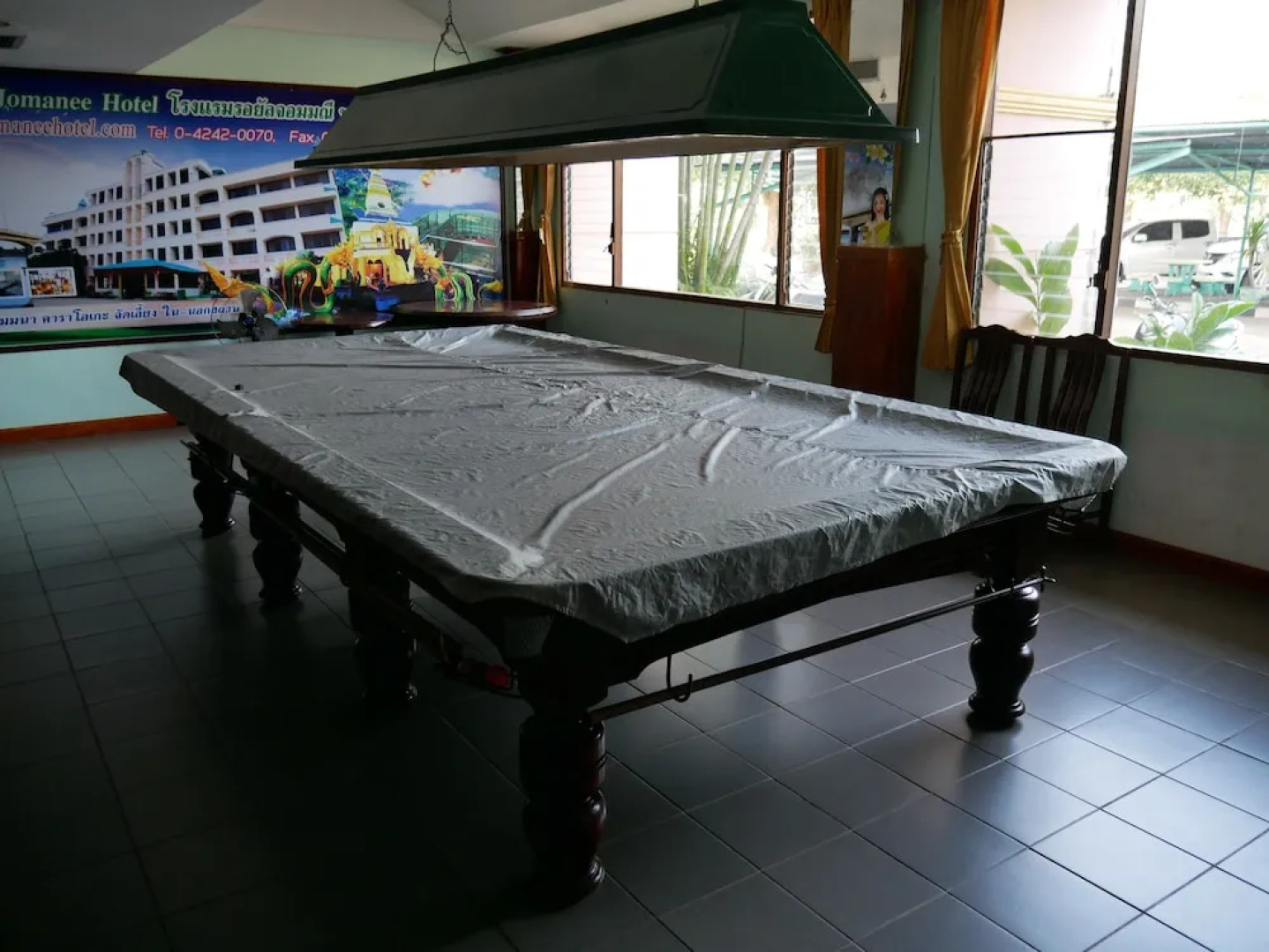 Royal Jommanee Hotel