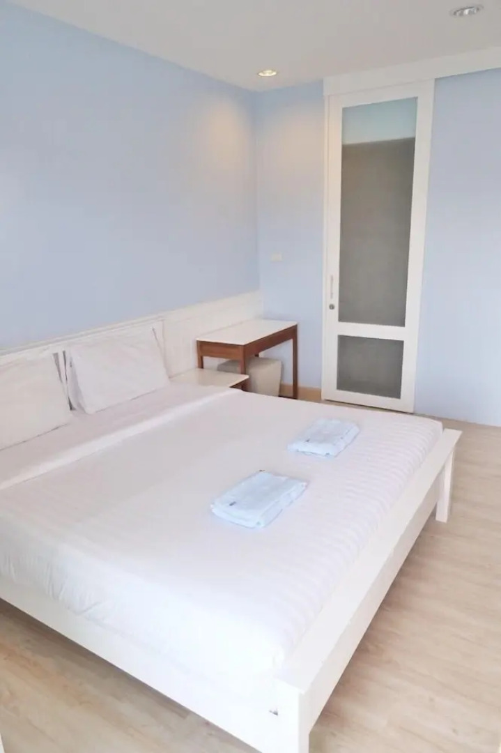 The Sea Condominium A22