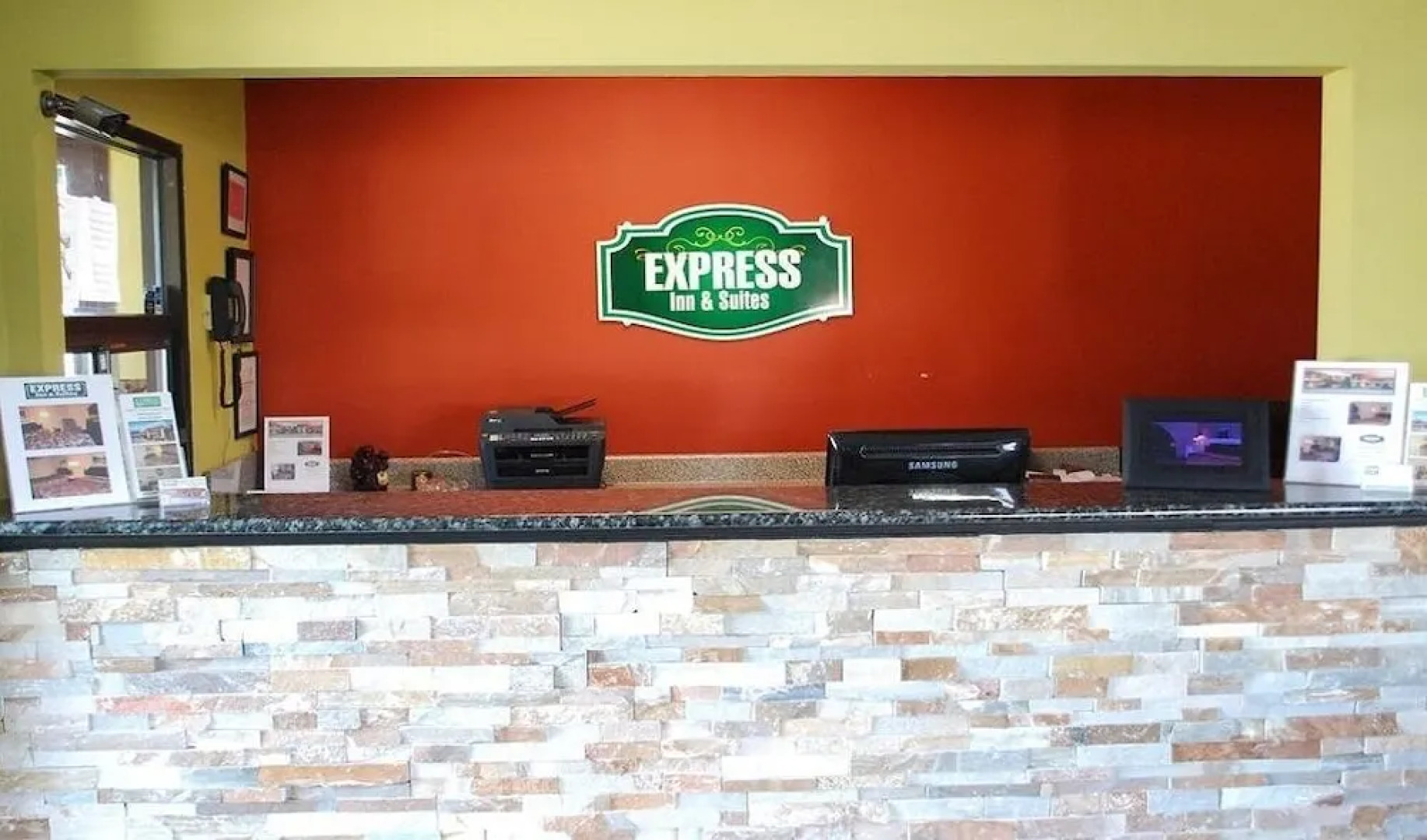Express Inn & Suites
