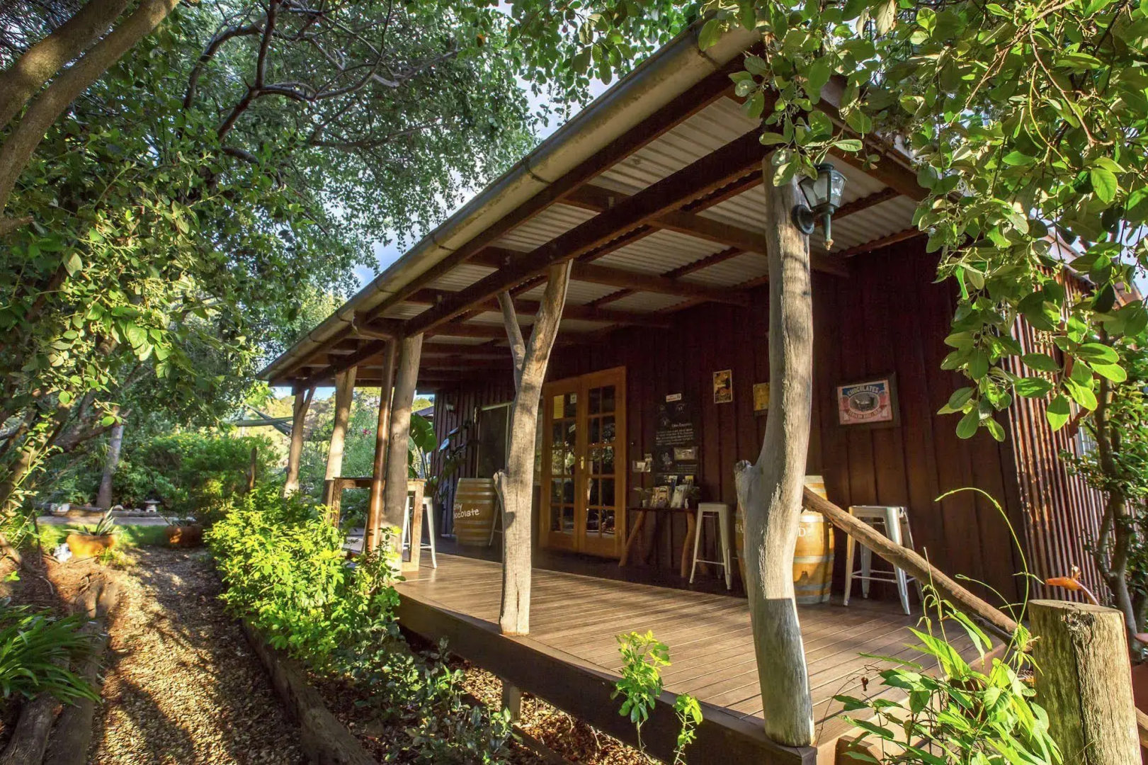 Wisteria Cottage and Cabins