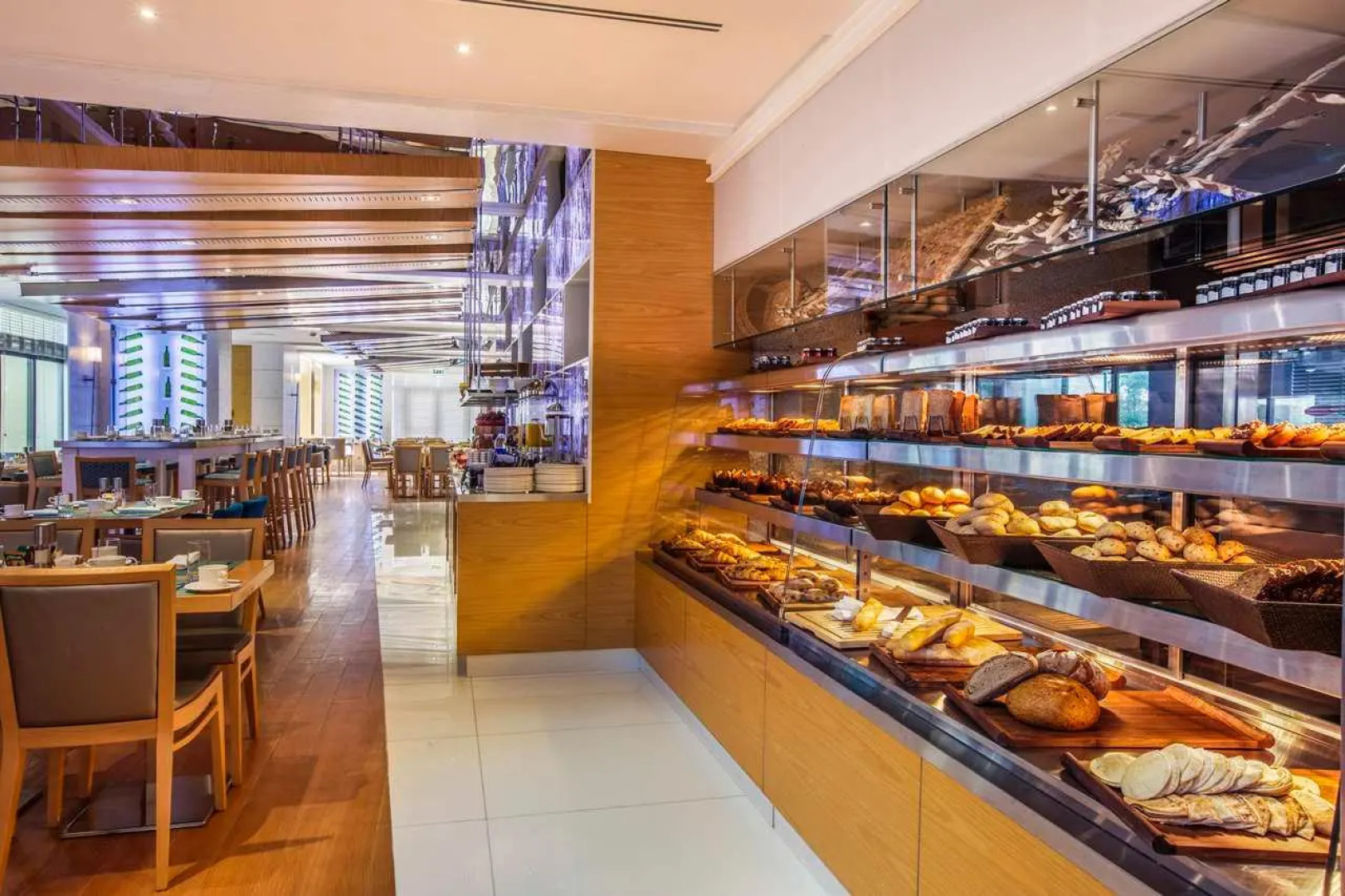 Hilton Dubai The Walk