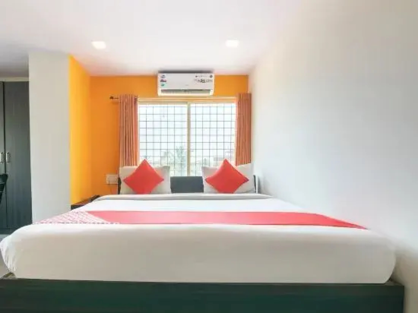 Sai Comforts by OYO Rooms