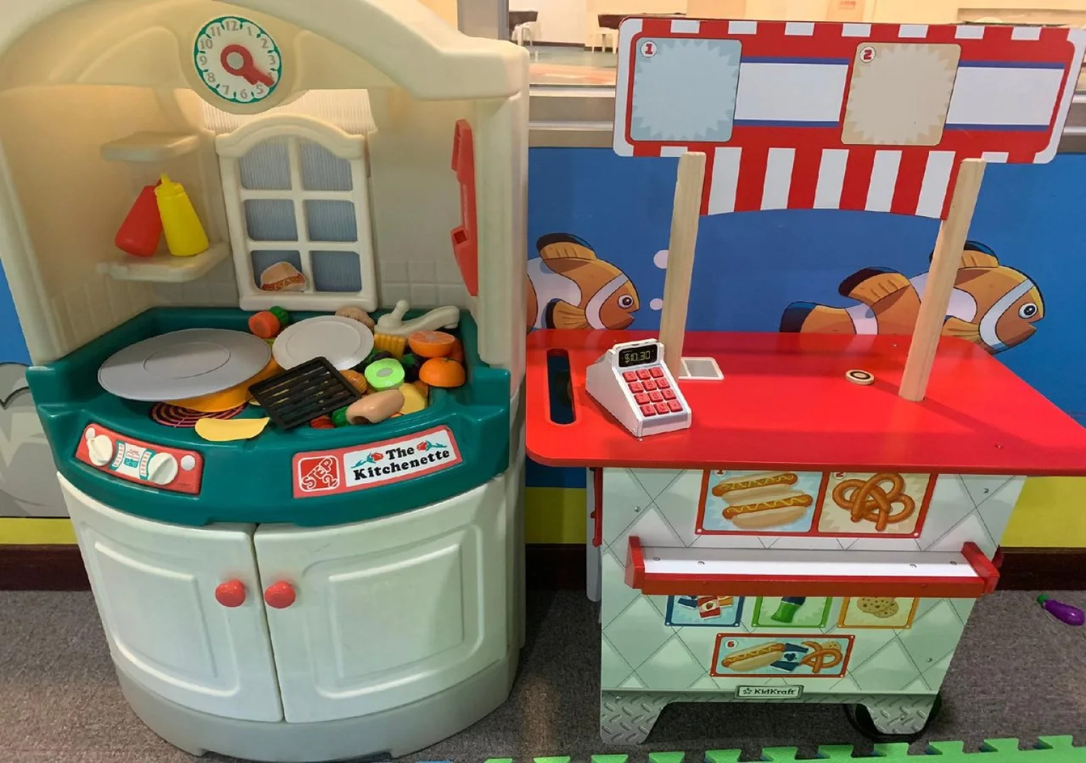 Howard Kenting Wonder House