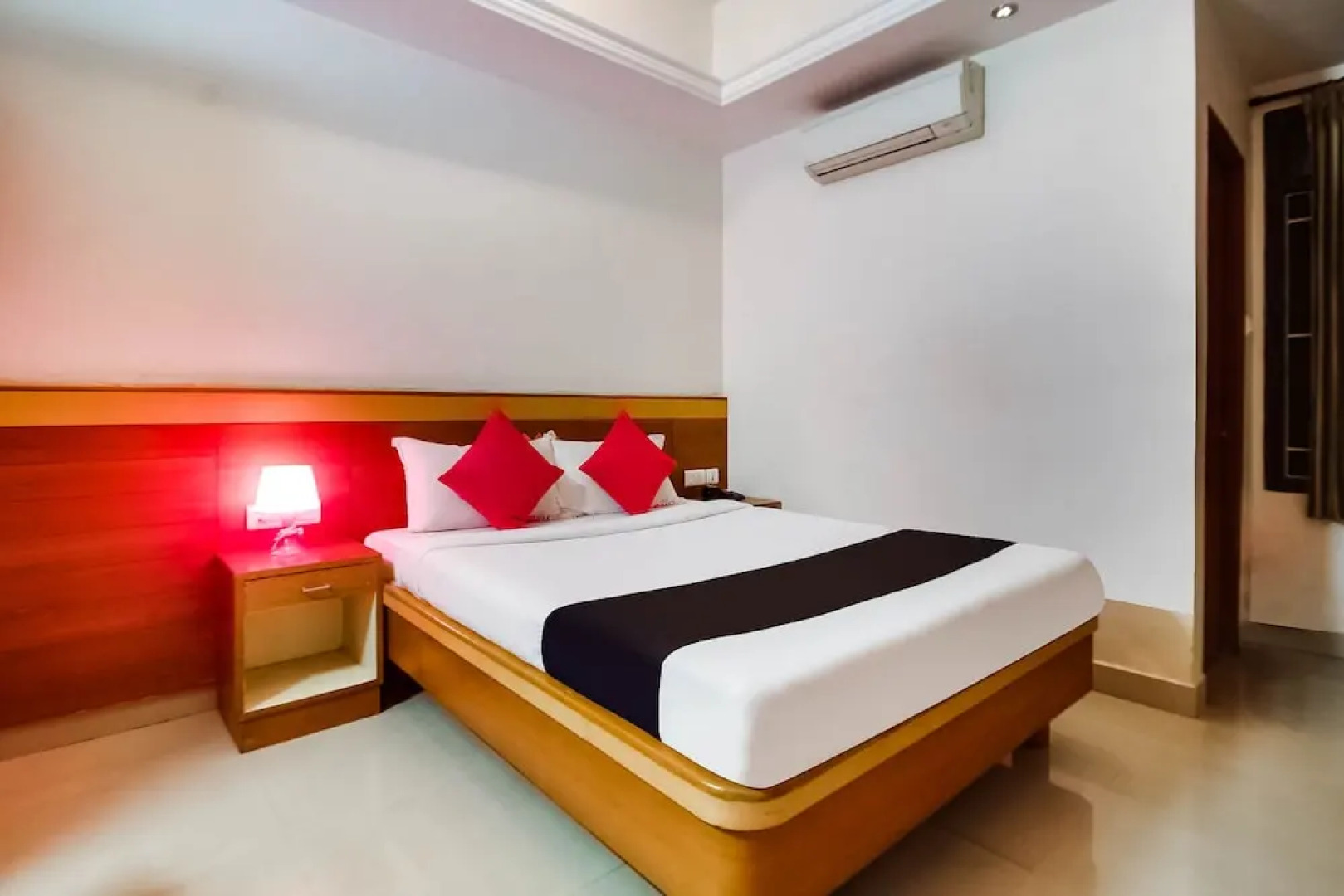 Capital O 49169 Hotel Raks
