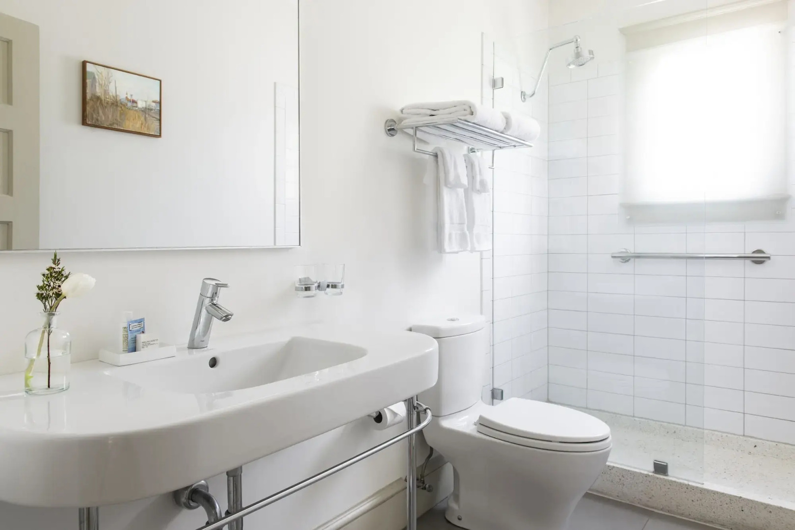 Oakhurst Inn at the University