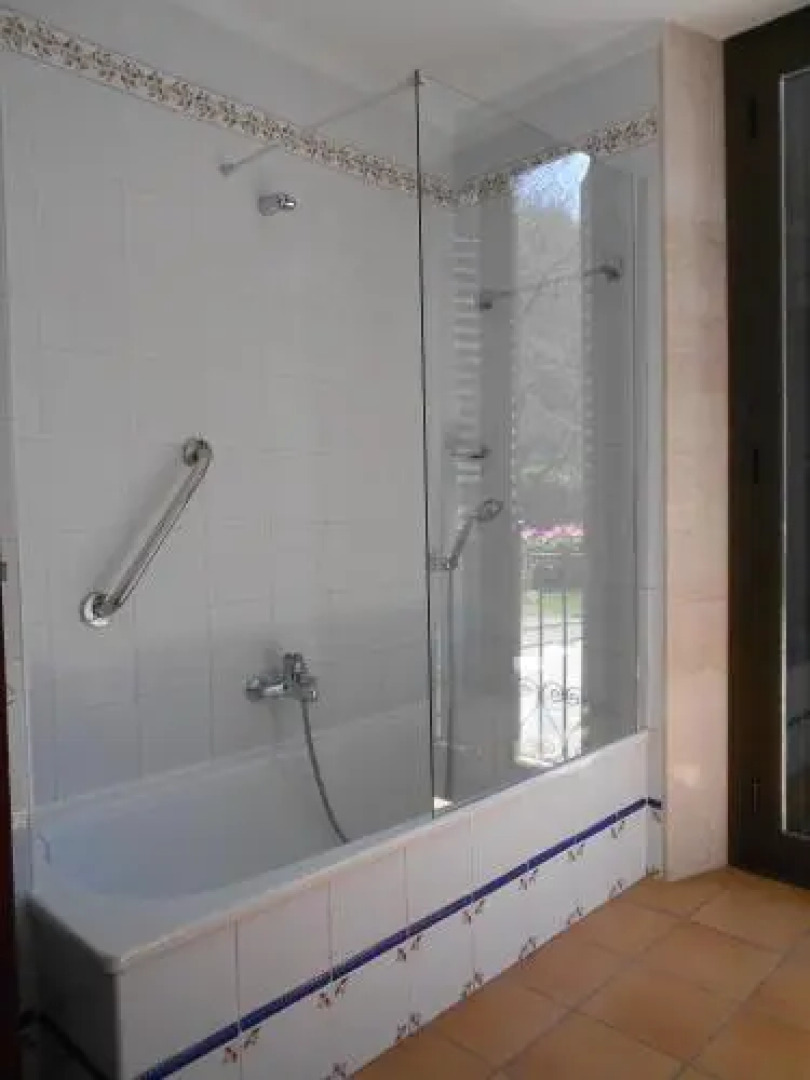 Santuari de la Salut de Sant Feliu de Pallerols