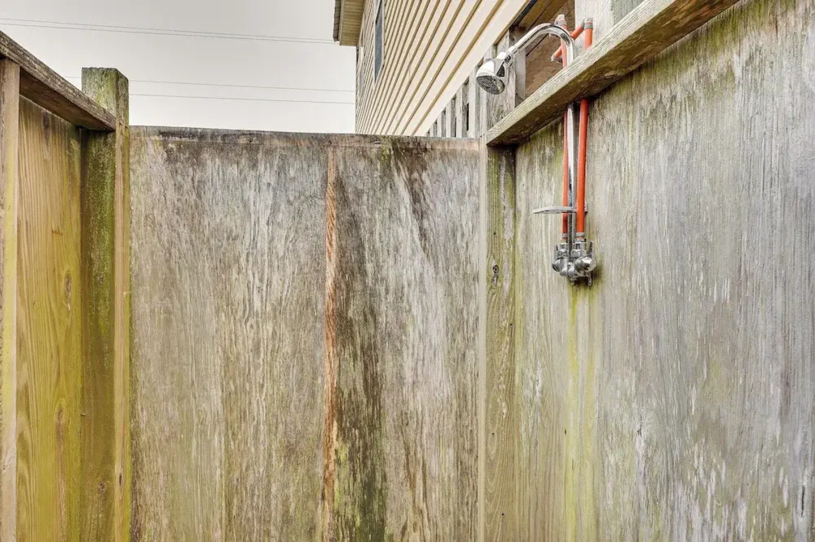 Nags Head Vacation Rental w/ Hot Tub: Near Beach!