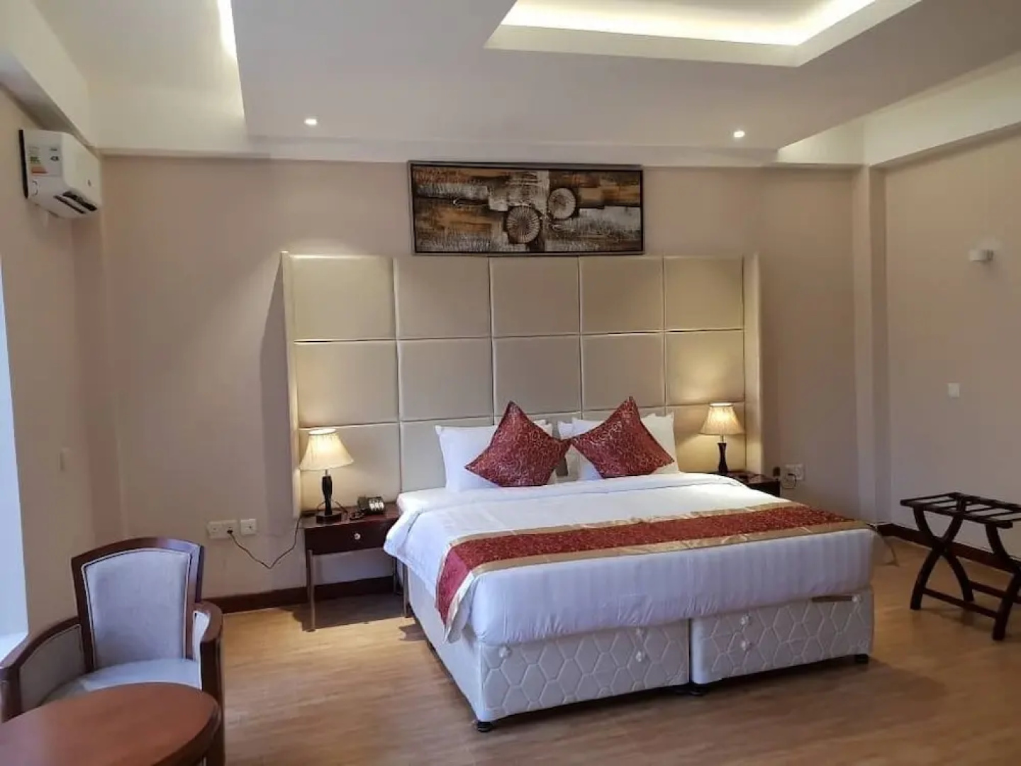 Mount Royal Villa Hotel