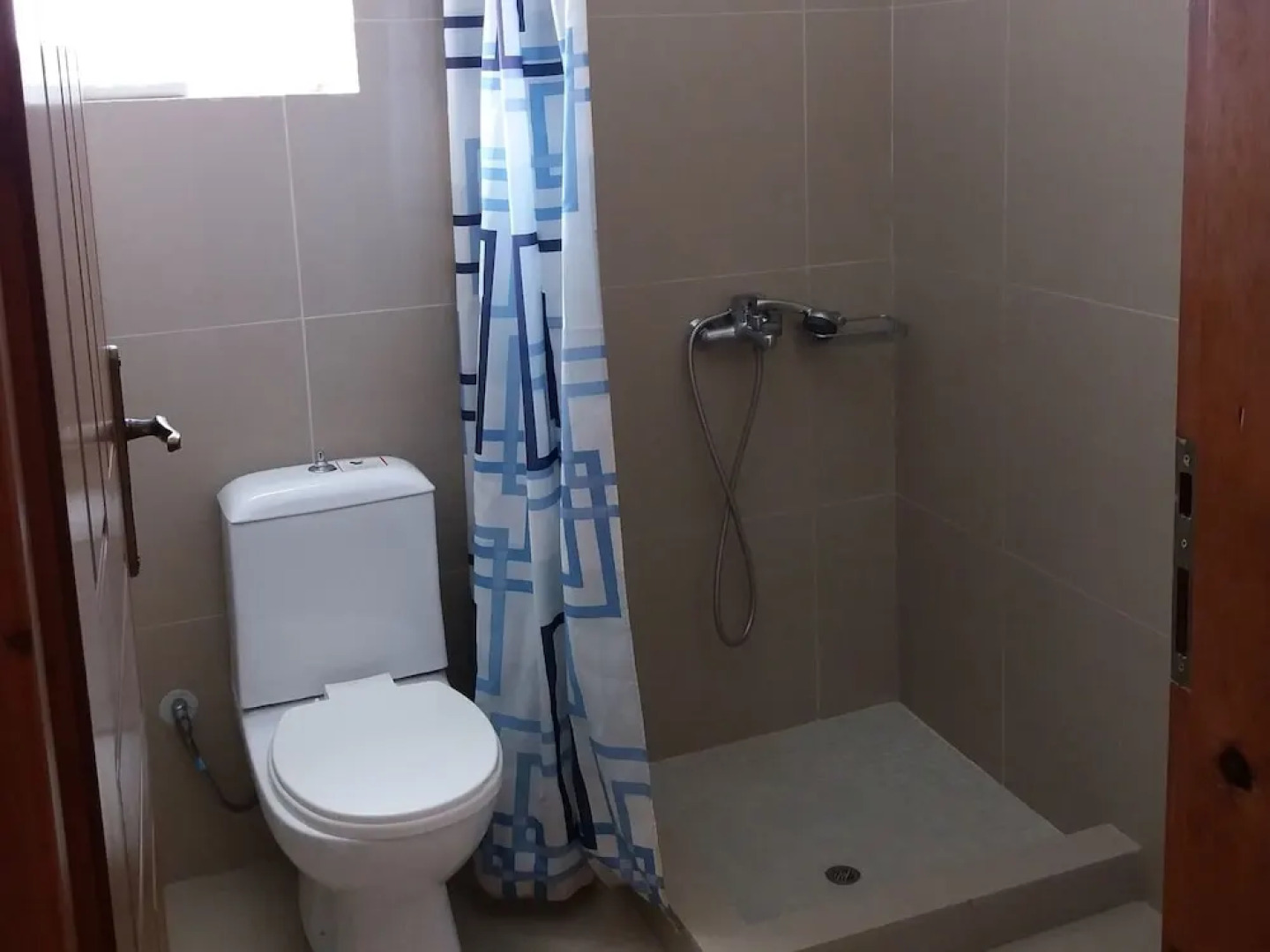 Luxurious Holiday Home in Vamos Plaka With Swimming Pool