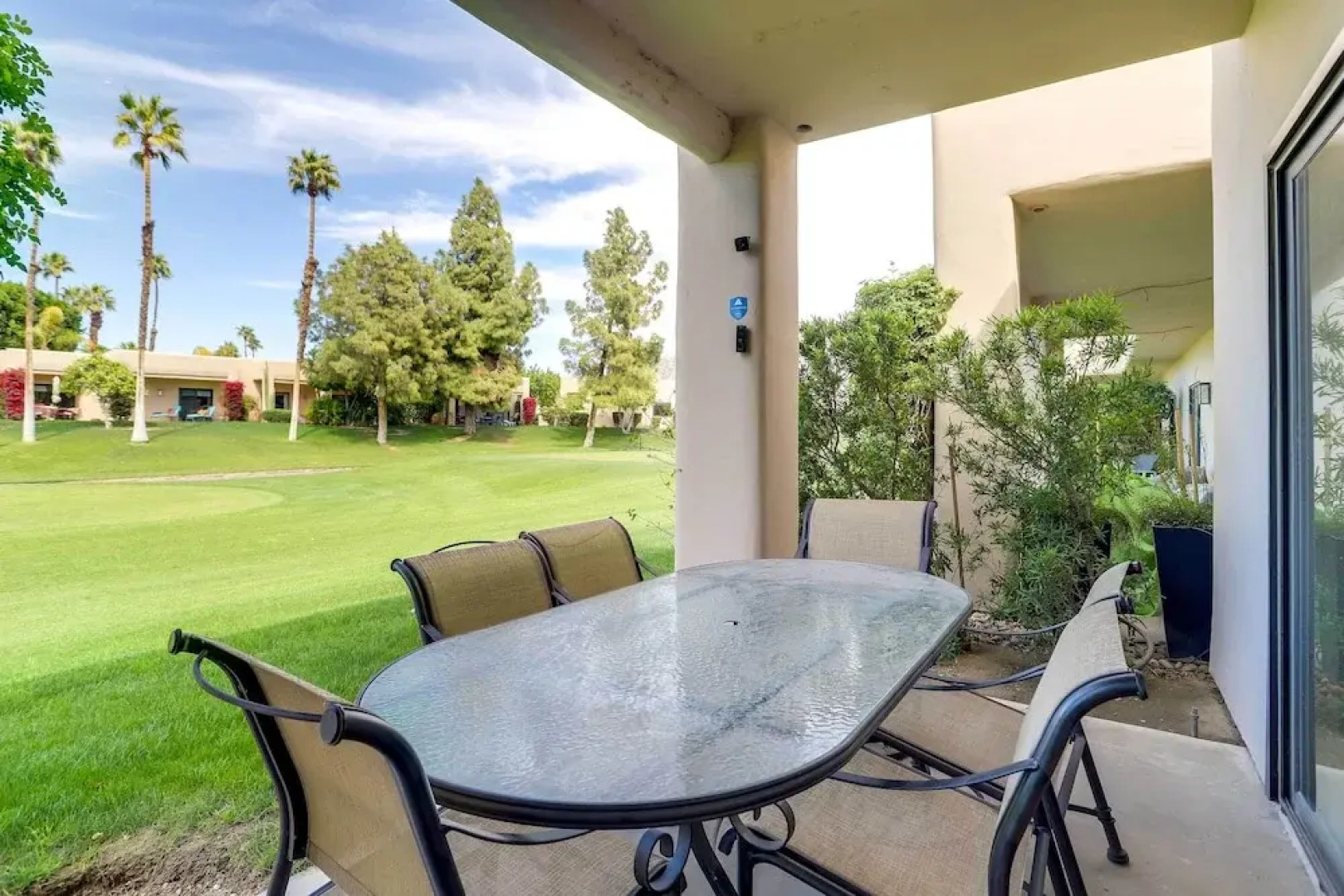 Golf Haven w/ Pool Access - 5 Mi to Palm Springs
