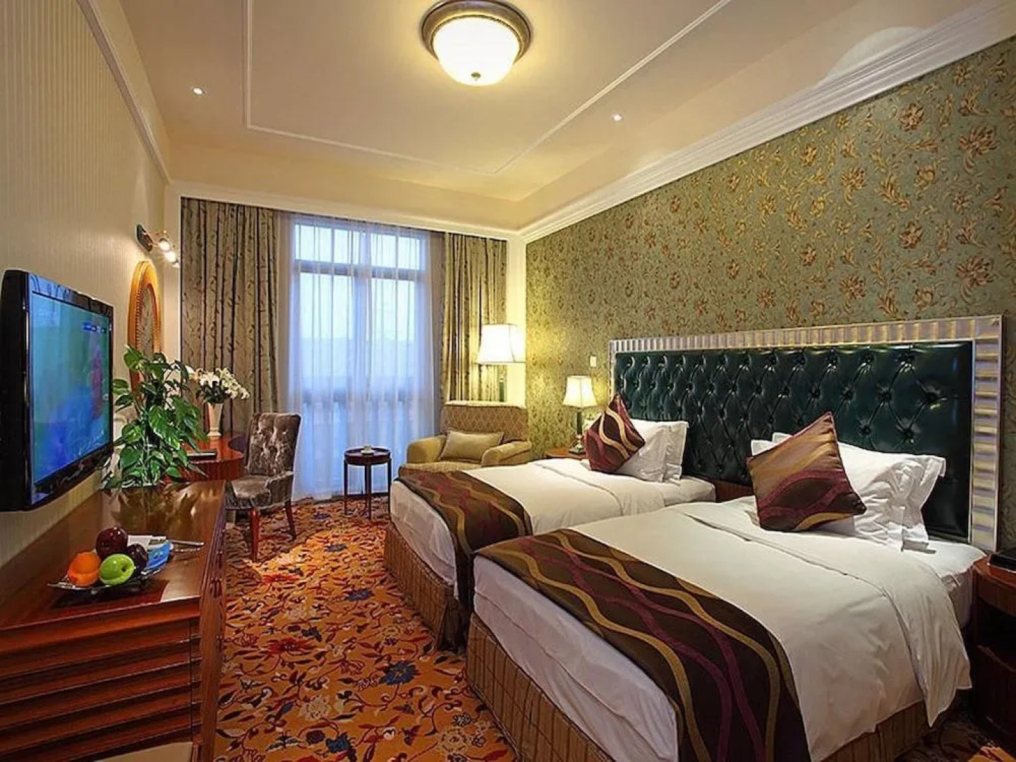 Pinghu Sun Lake Hotel