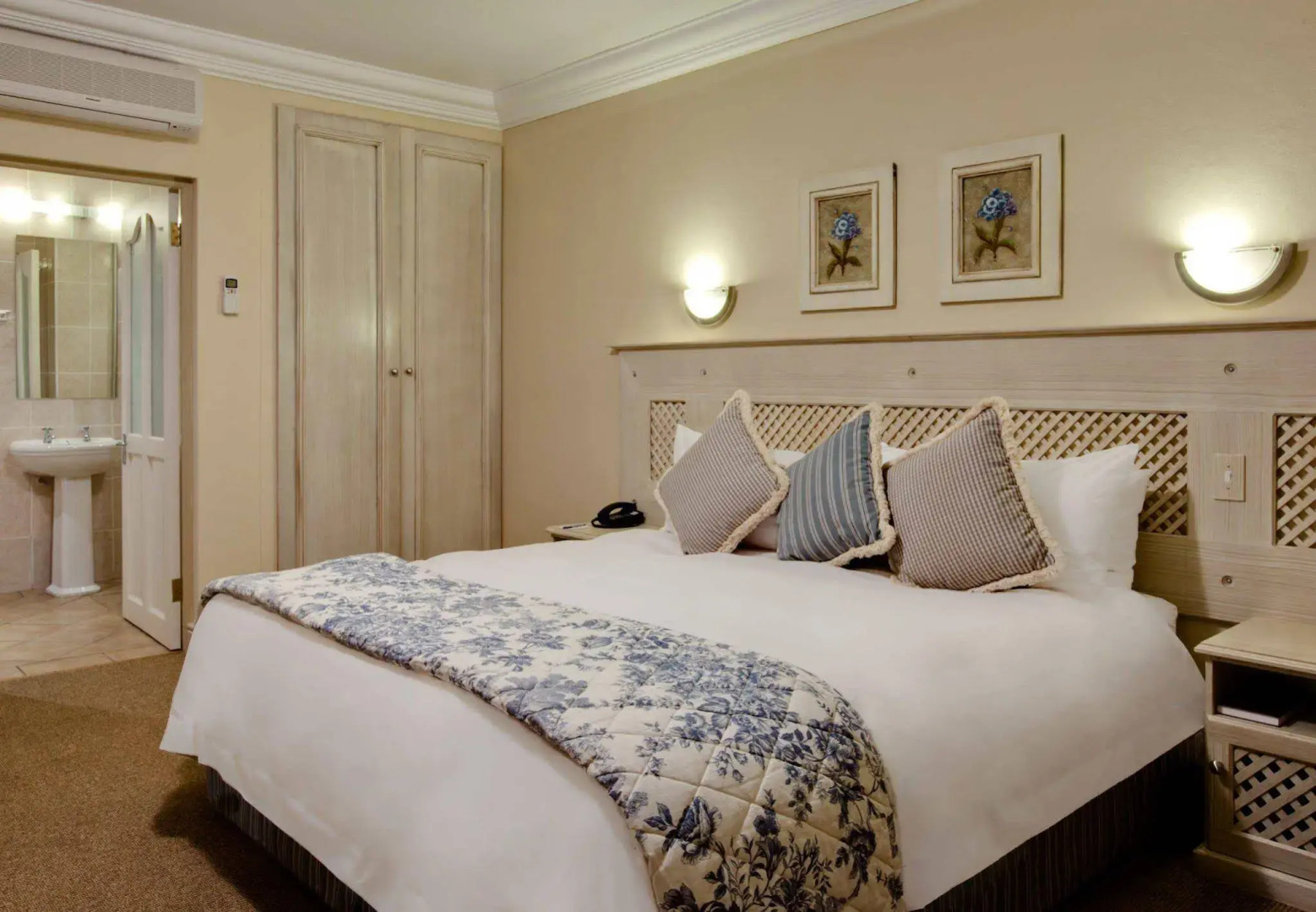 Protea Hotel by Marriott Franschhoek