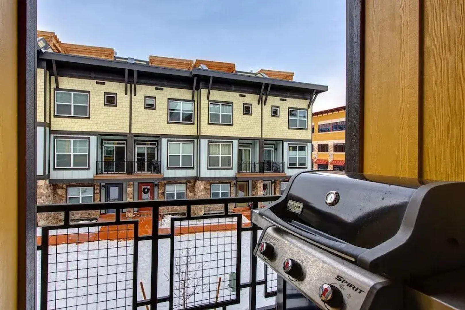 1370 Center Dr Condo by RedAwning