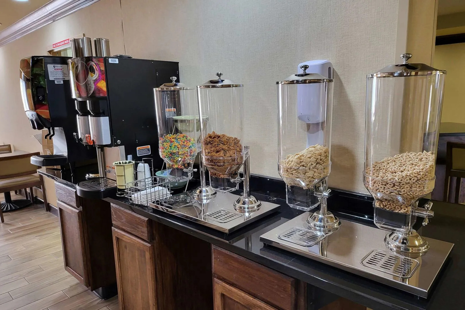 Wingate by Wyndham Greensboro/Coliseum