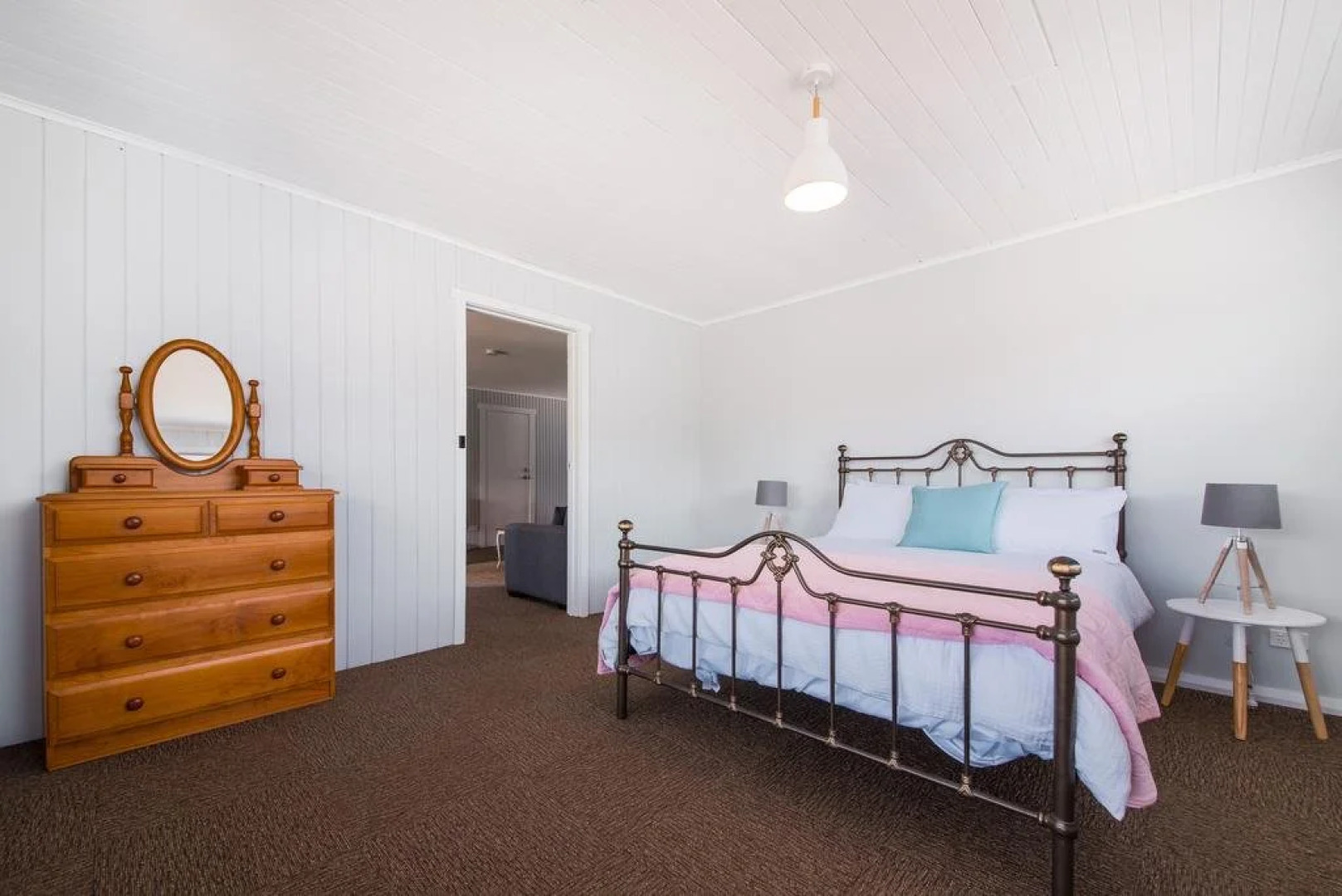 Bridport Holiday House