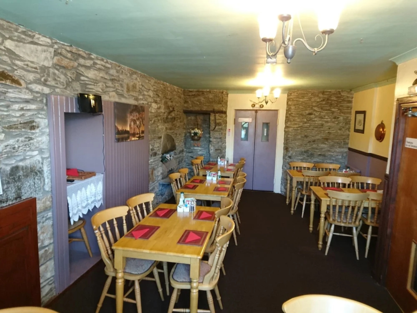 The Horseshoe Inn