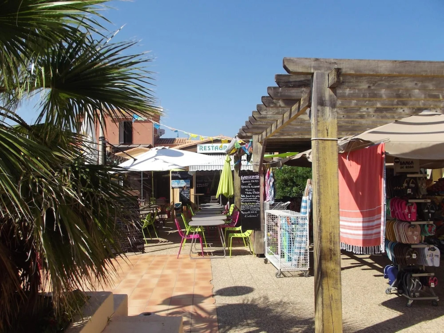 Studio in Leucate, With Wonderful sea View, Shared Pool and Enclosed Garden - 100 m From the Beach