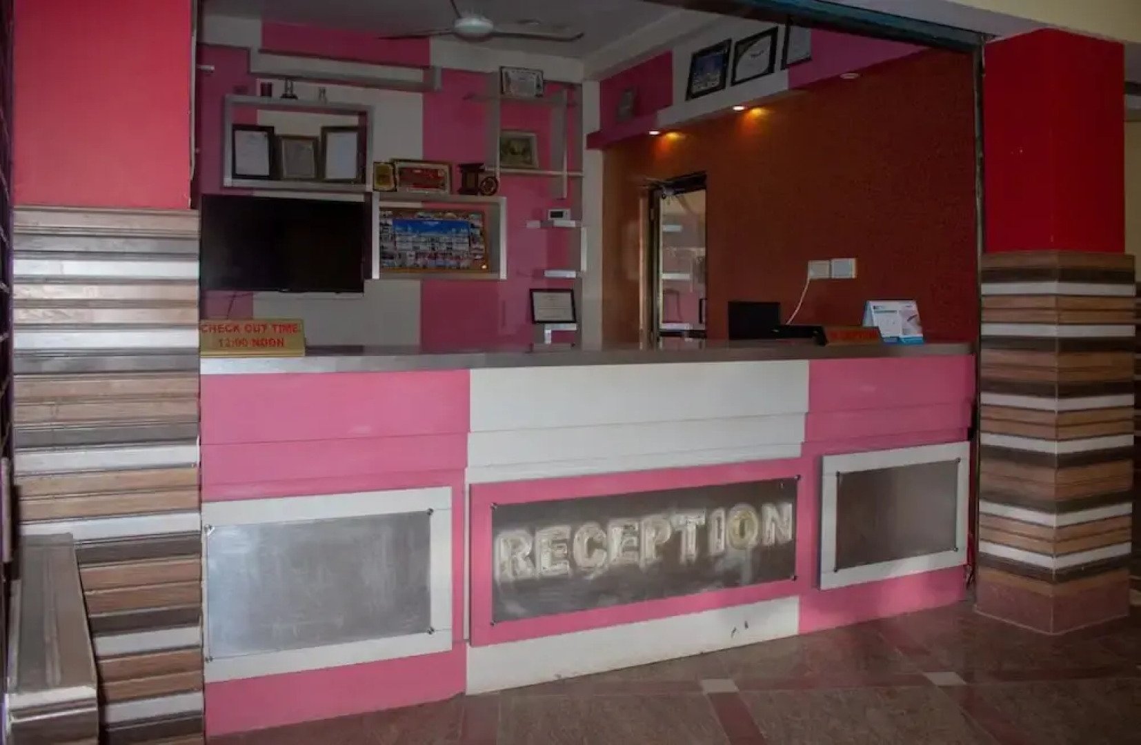 SPOT ON 429 Annapurna Hotel