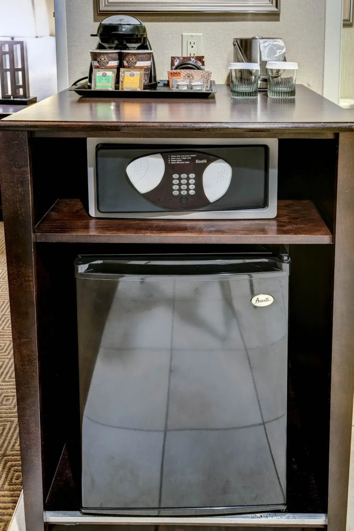 DoubleTree by Hilton Tinton Falls - Eatontown