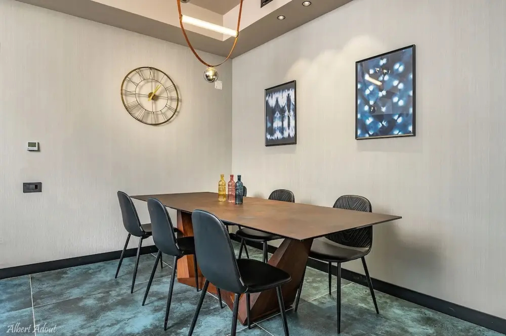 Naomi Boutique Suites