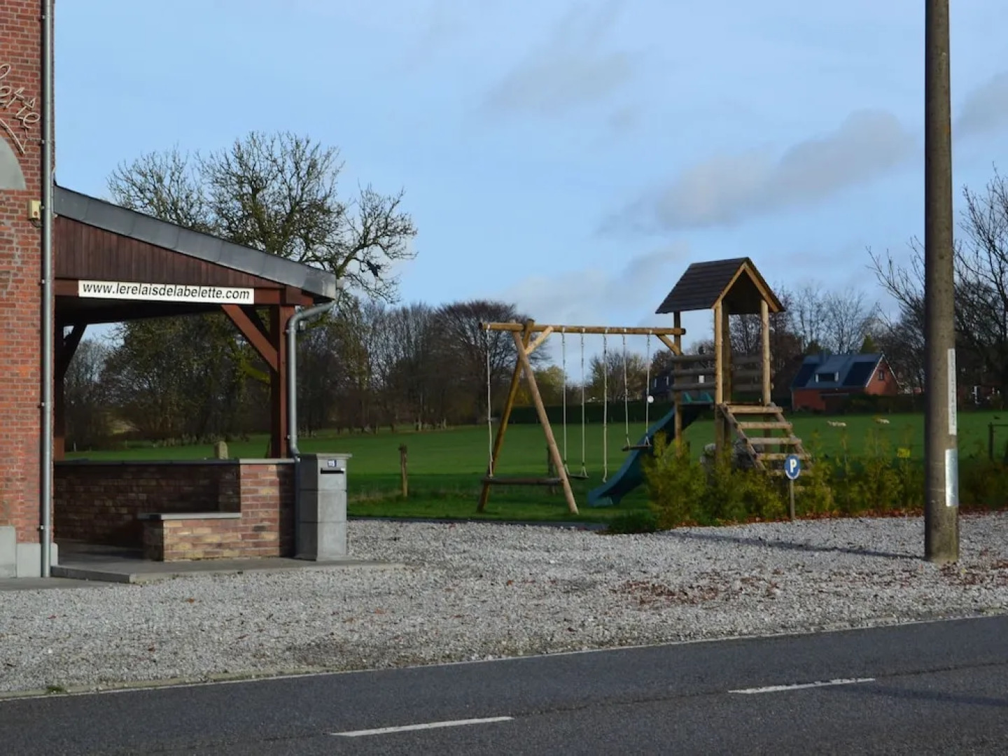 Holiday Home in Cul-des-sarts Near Forest