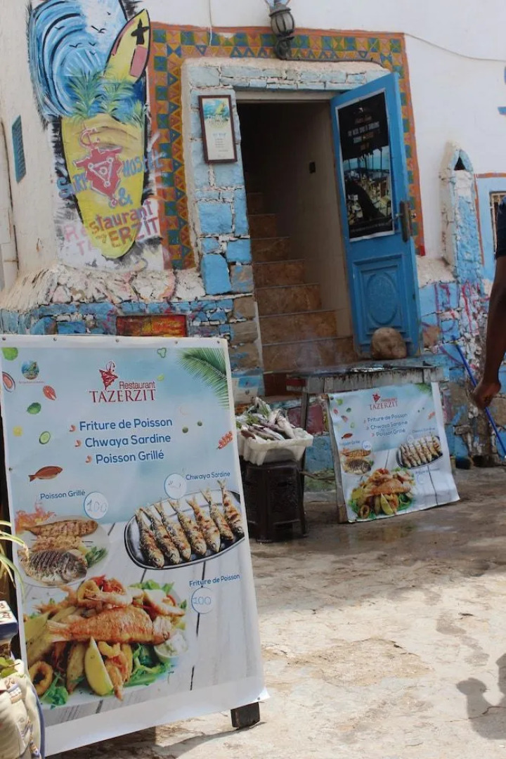 Tazerzit Hostel-Restau