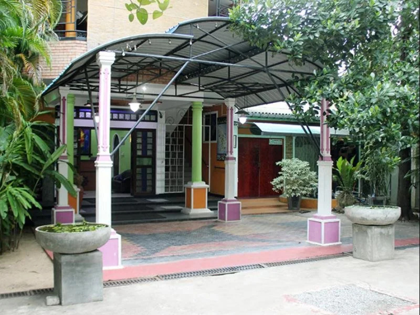 Terrel Hotel - Ampara