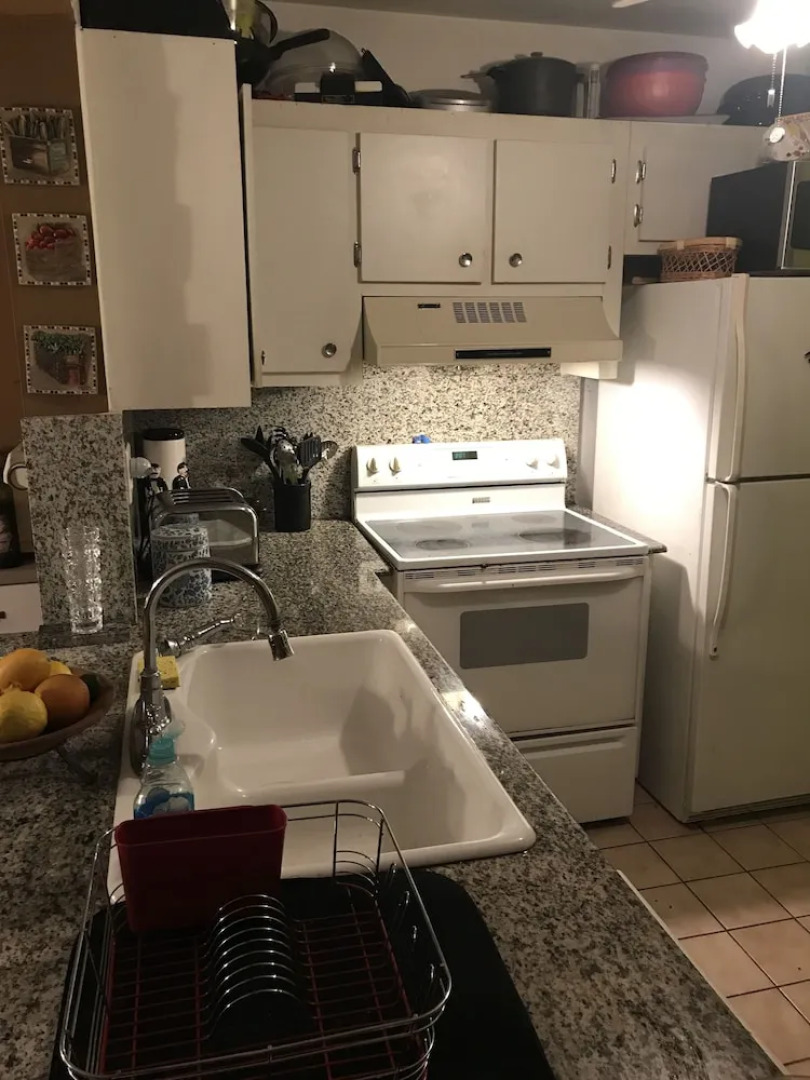 Shopping Restaurants Nightlife Beach