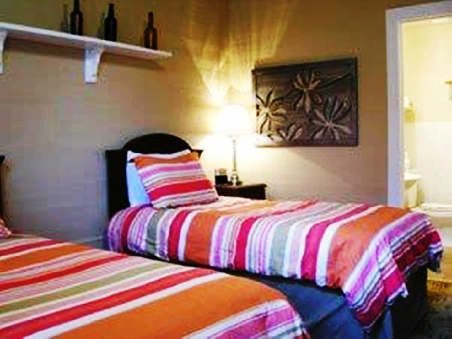 The Porch on Frances Inn