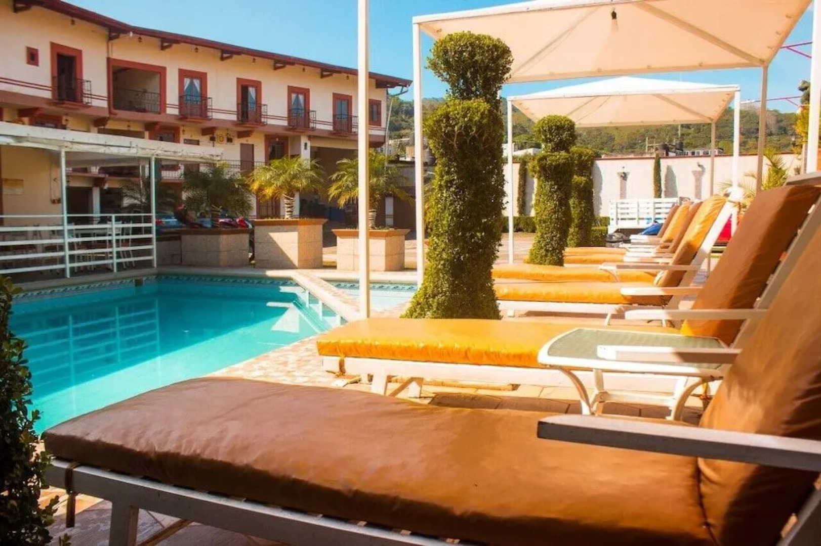 Hotel & Suites Posada Molina