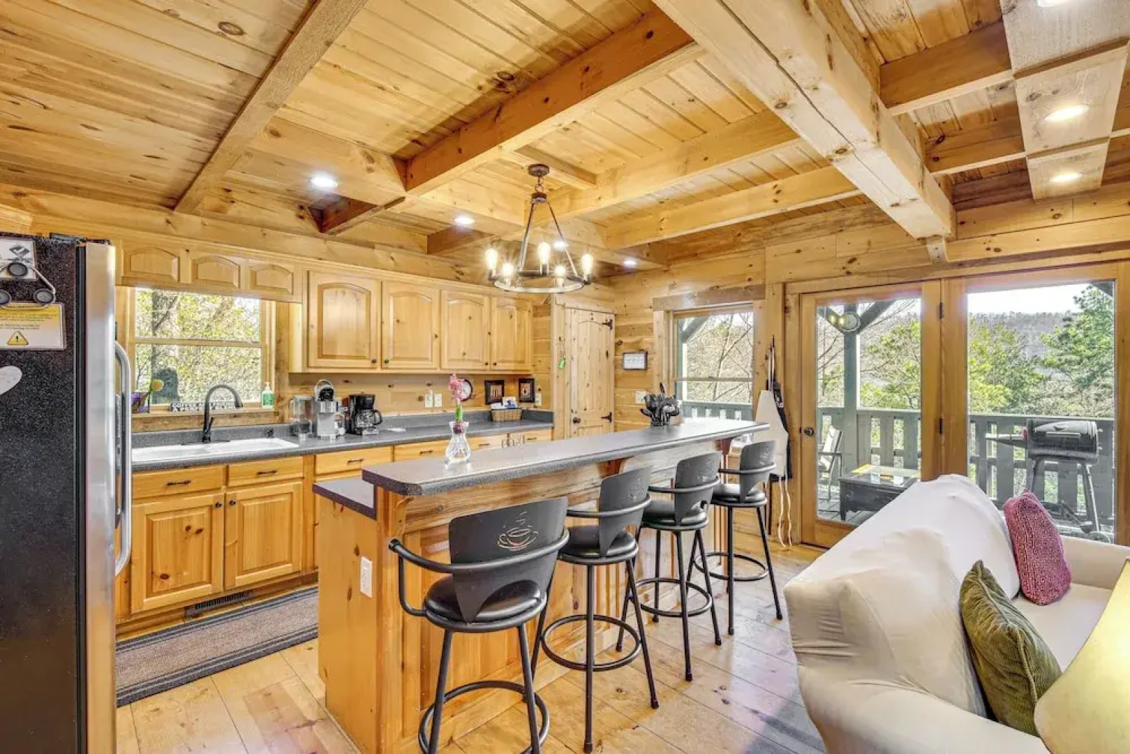 3 Mi to Dtwn Clayton: Cabin w/ Trail Access!