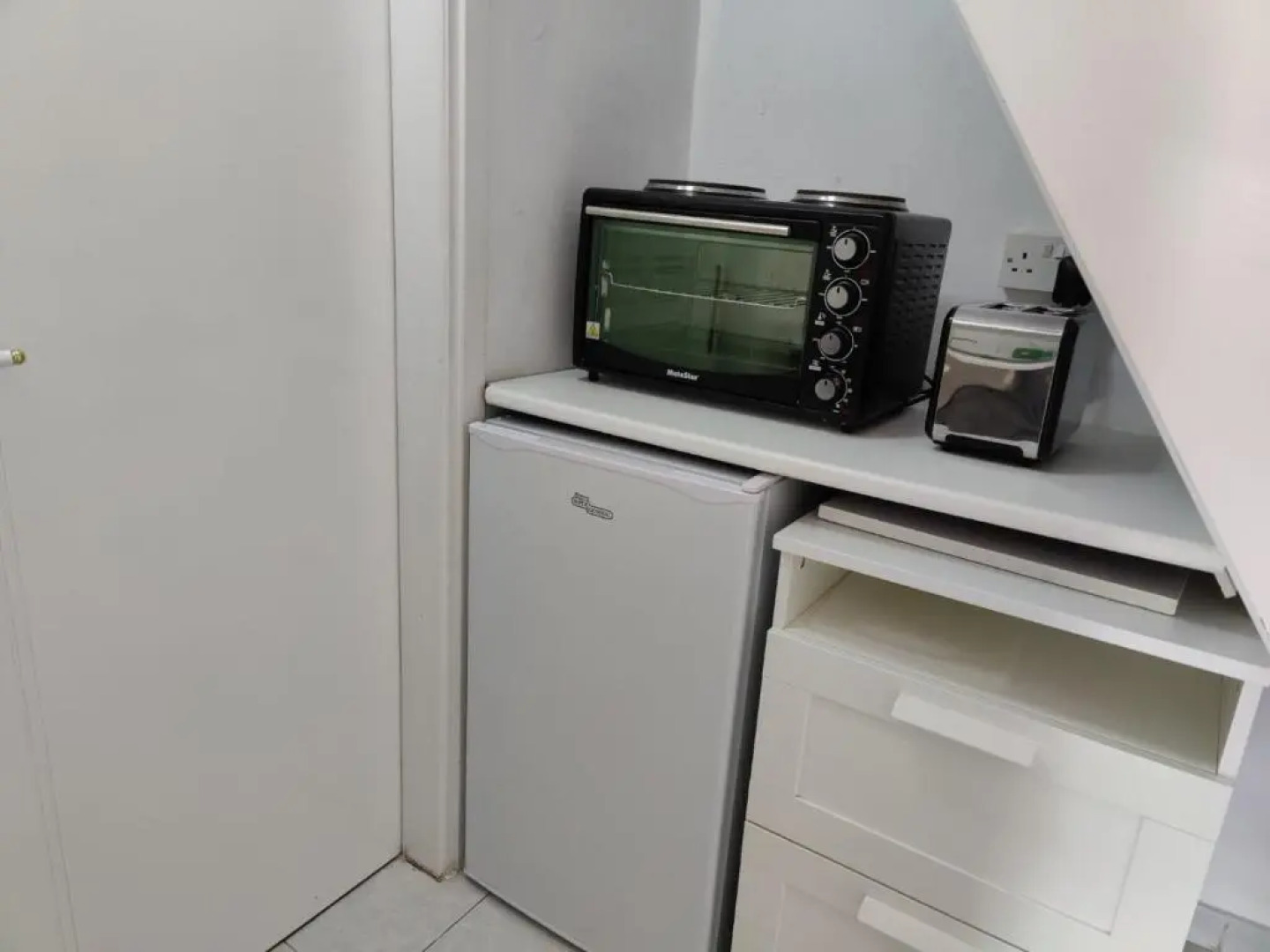 P.S.N. Platres Flats